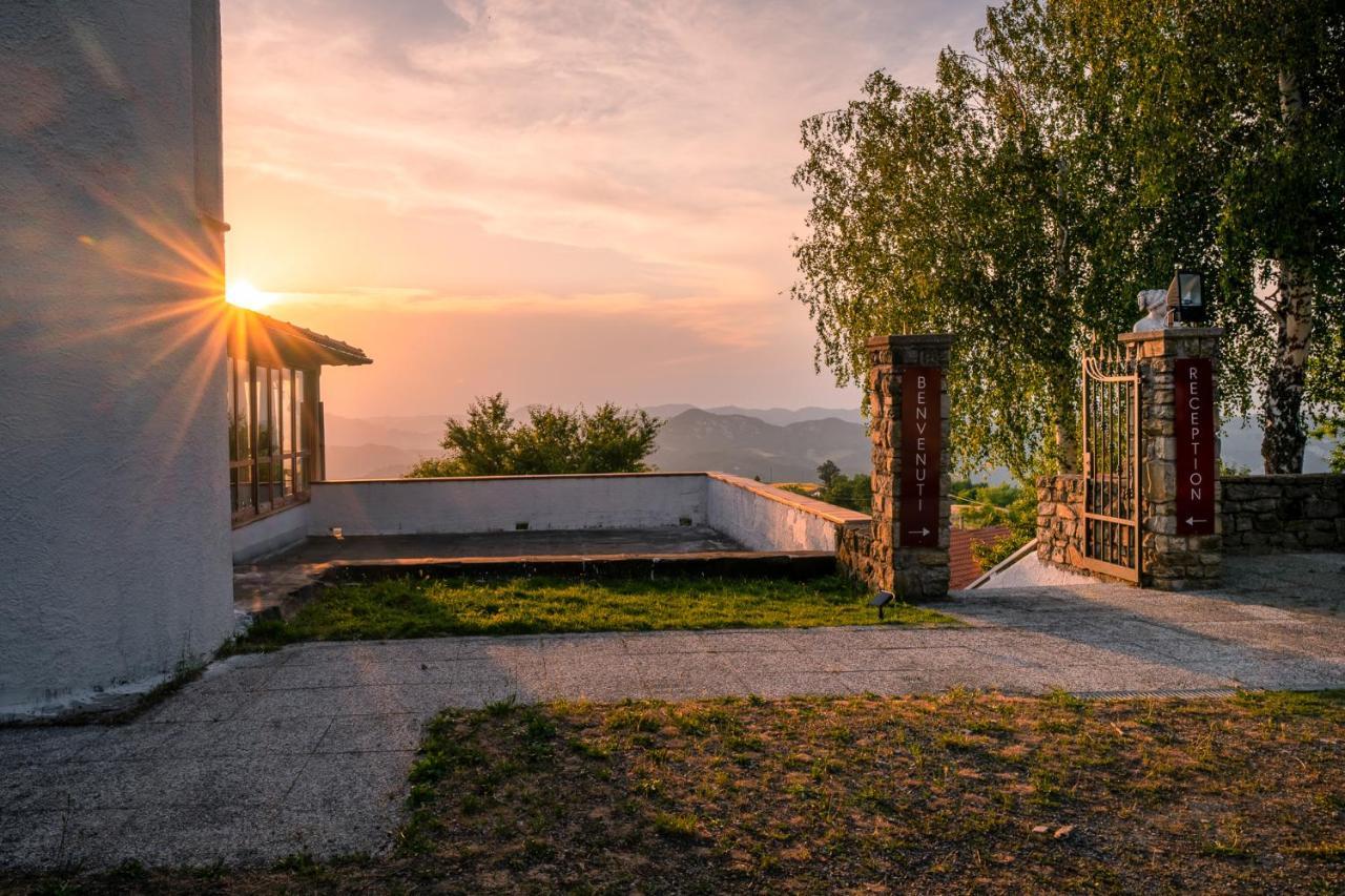 Hotel Butterfly - Il Nido d'Amore Bologna Monzuno Esterno foto