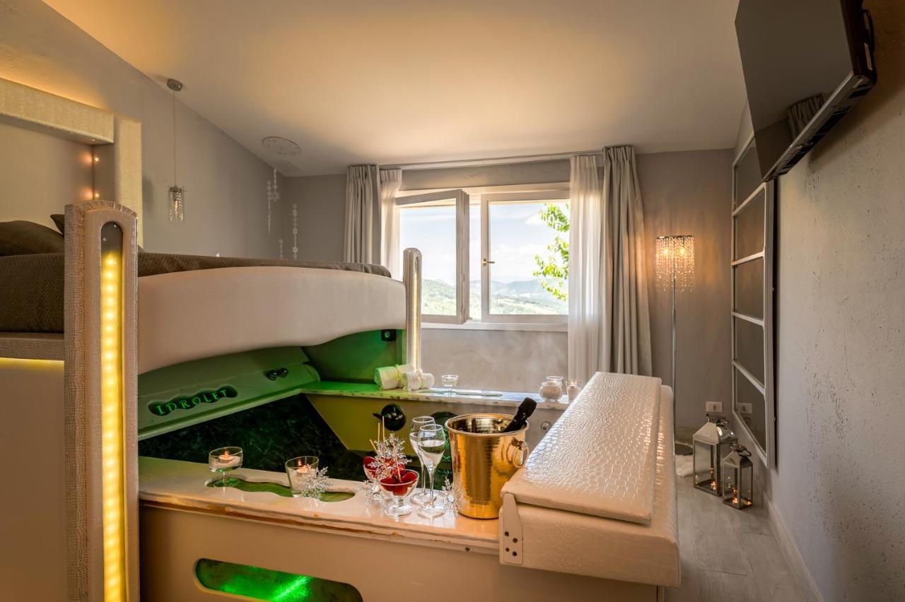 Hotel Butterfly - Il Nido d'Amore Bologna Monzuno Esterno foto