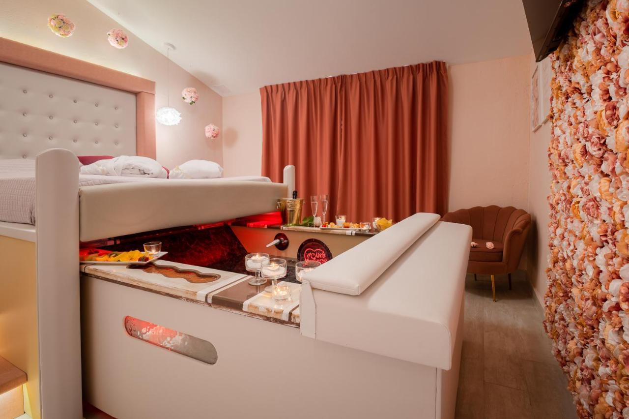 Hotel Butterfly - Il Nido d'Amore Bologna Monzuno Esterno foto